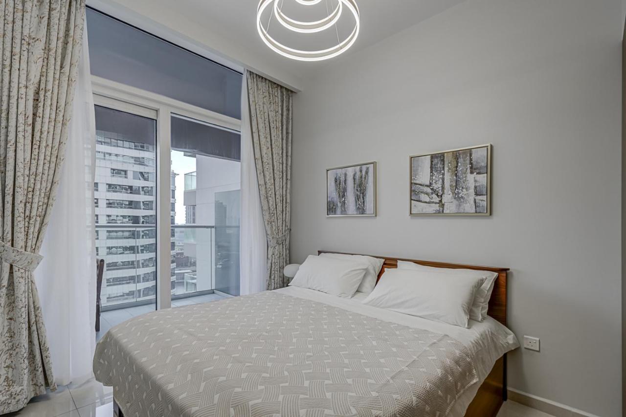 One Bedroom Near Burj Khalifa Mall-5minuts Walk-rva913 Dubai