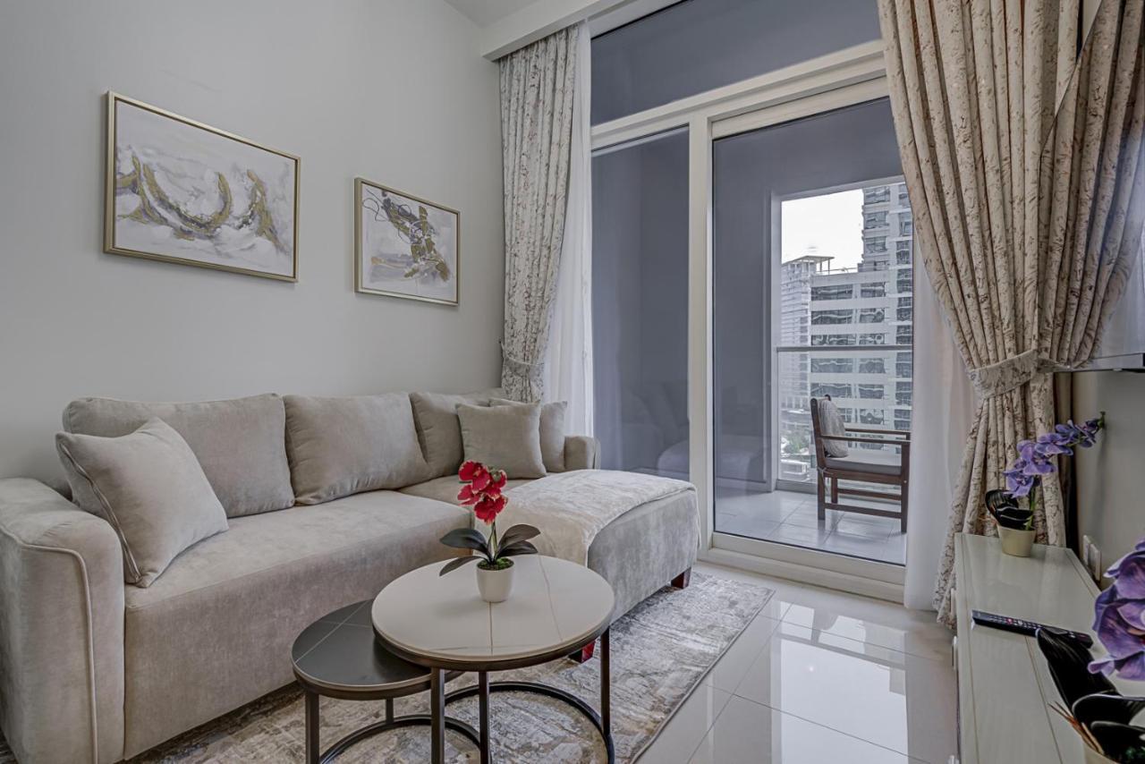 Apartment One Bedroom Near Burj Khalifa Mall-5minuts Walk-rva913