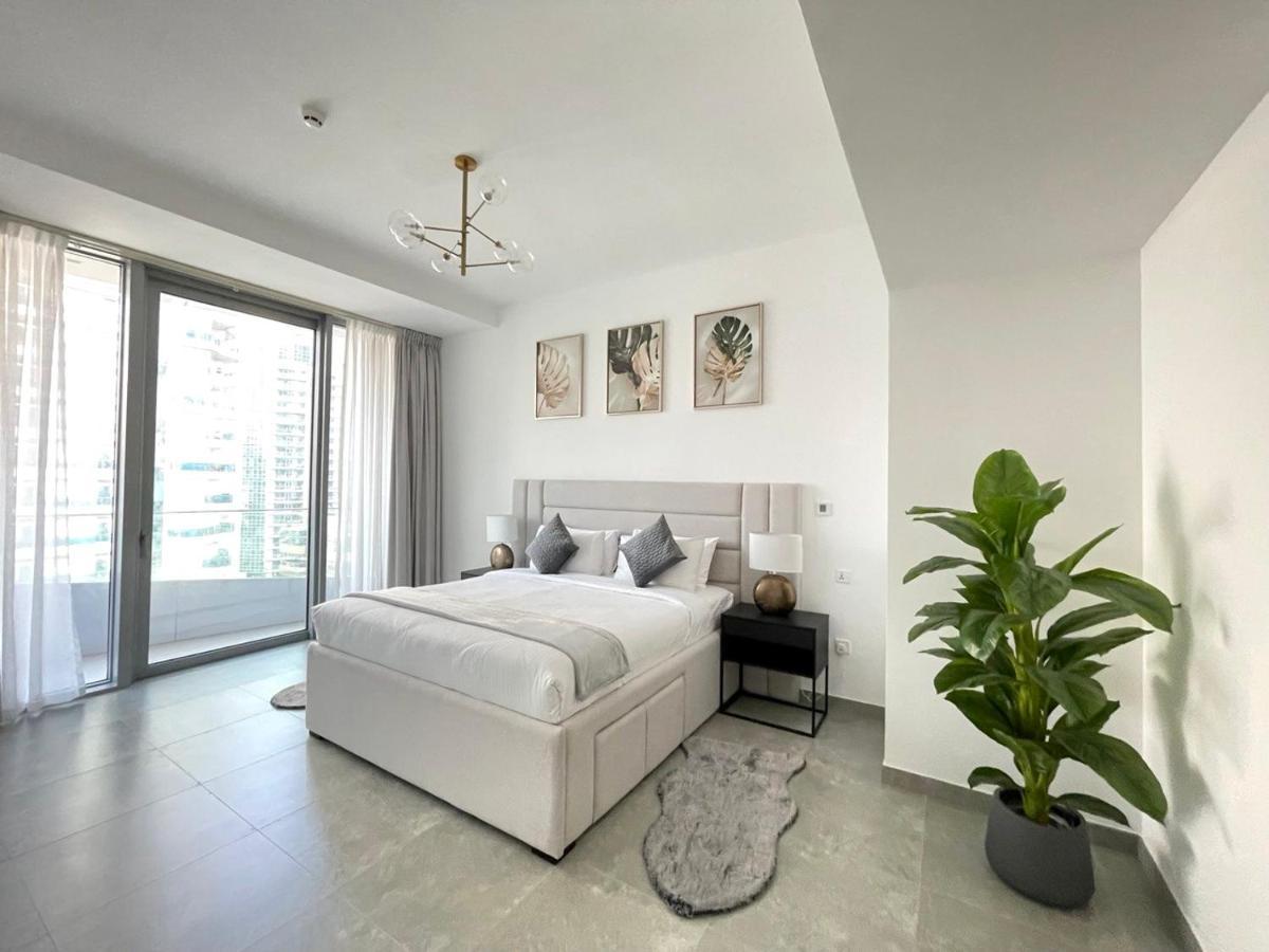 Apartamento Luxury 1br In Brand New Building, Marina Dubai