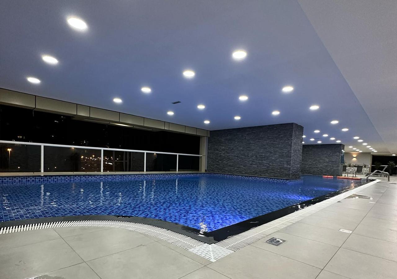Brand New In Marina 47th Floor * Dubai