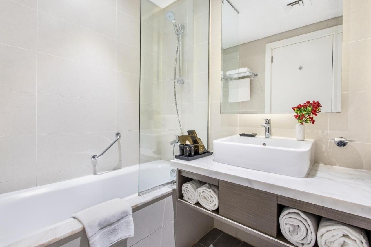 The S Homes Canal View And One Bedroom Apartments, Damac Maison Prive * Dubái