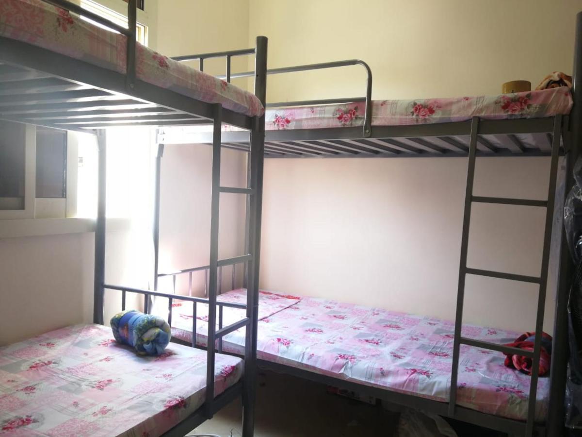 Hostal Dubedz *