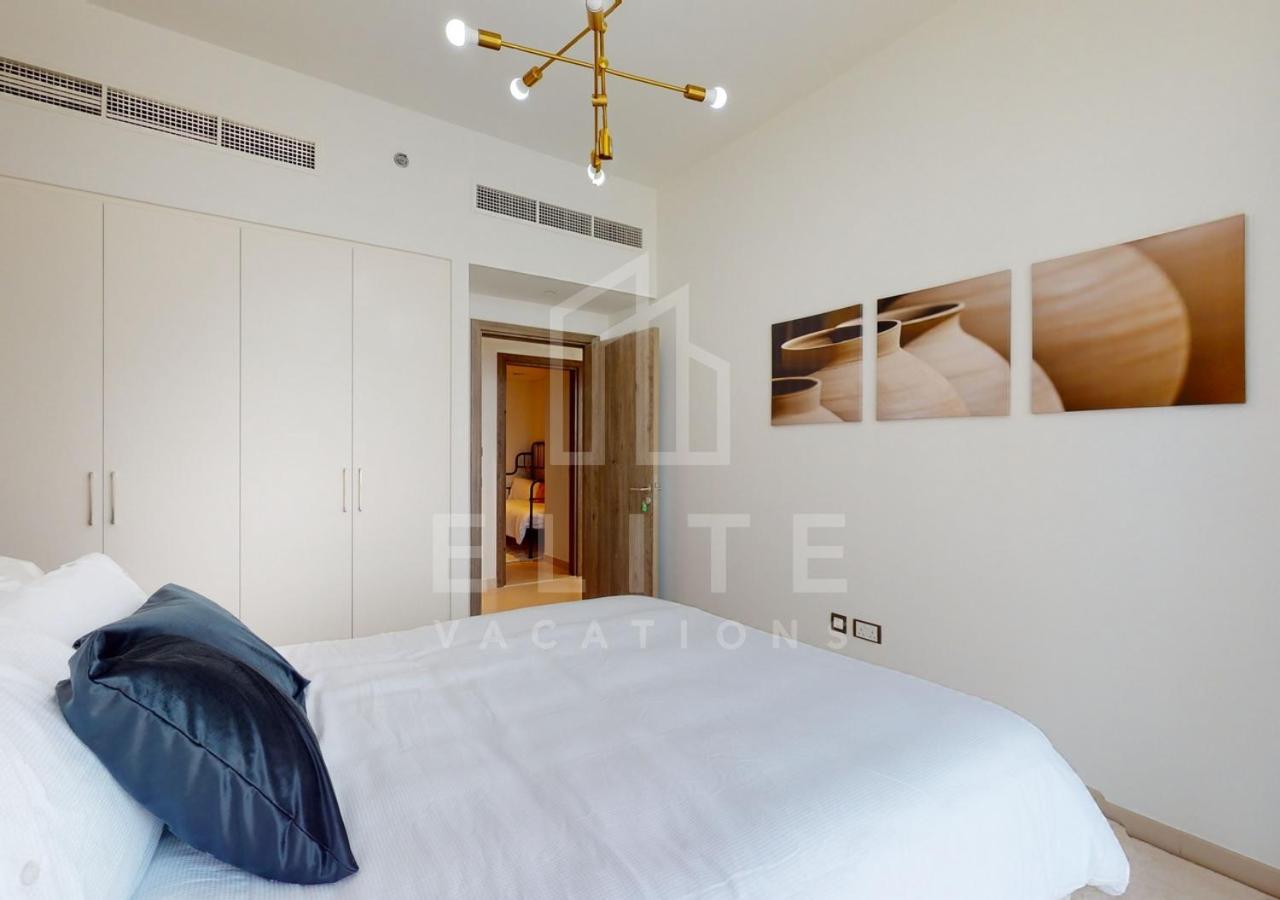 Upgraded Full Burj And Creek Views Modern 3 Bed With Maids Lejlighed
