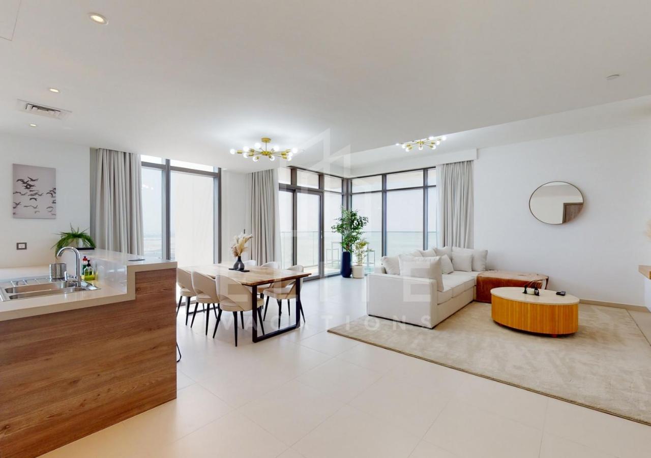 Upgraded Full Burj And Creek Views Modern 3 Bed With Maids Lejlighed