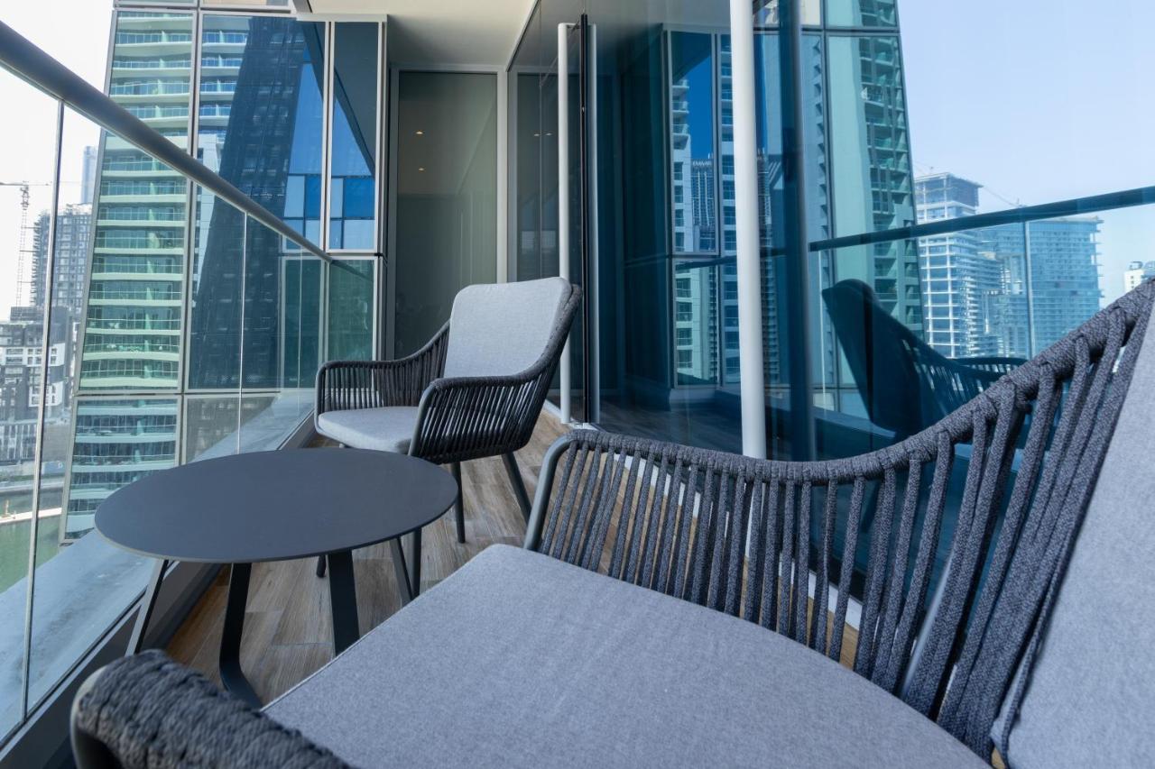 Homesgetaway - Contemporary 1 Bedroom In J One Appartement