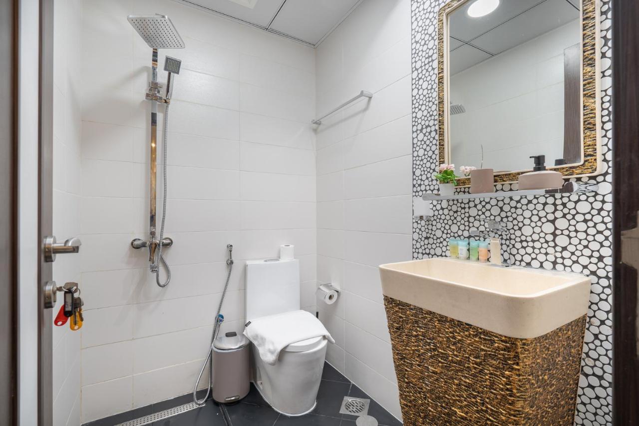 Appartamento Heaven Crest Business Bay Canal View - Luxury 2 Bedroom With Free Parking, Wi-fi, Gym And Pool