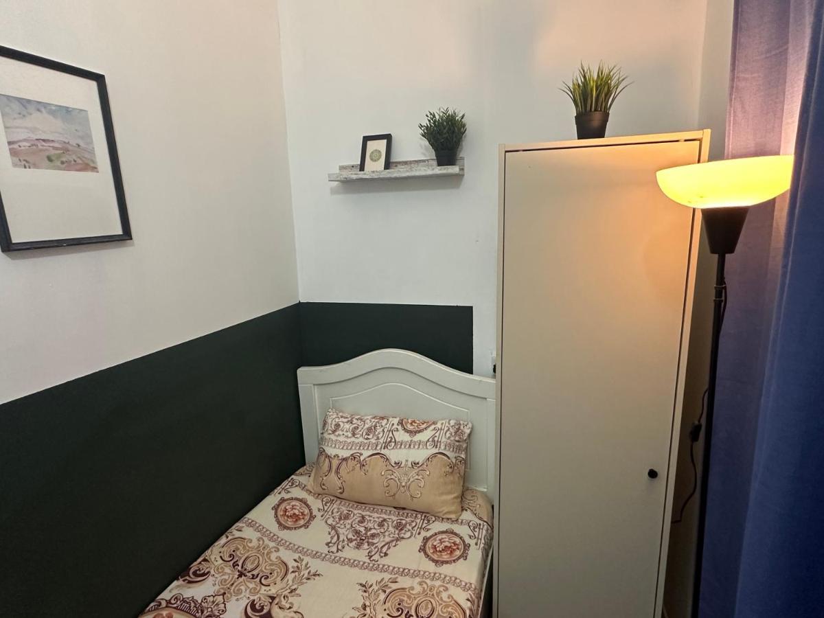 Private Partition Near Mashreq Metro Dubaï