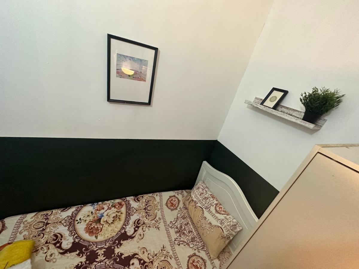 Private Partition Near Mashreq Metro
