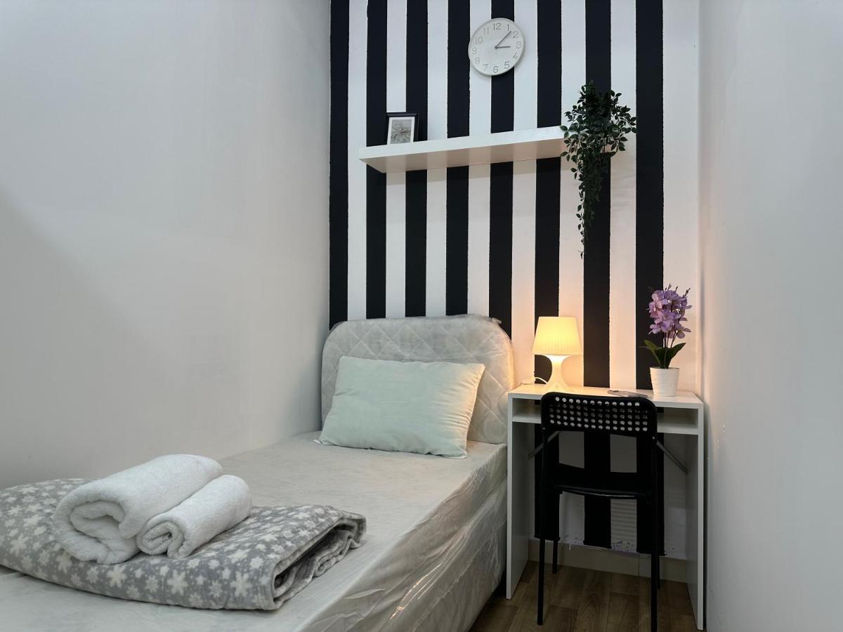 Beautiful Partition Strip In Barsha Heights * Dubái