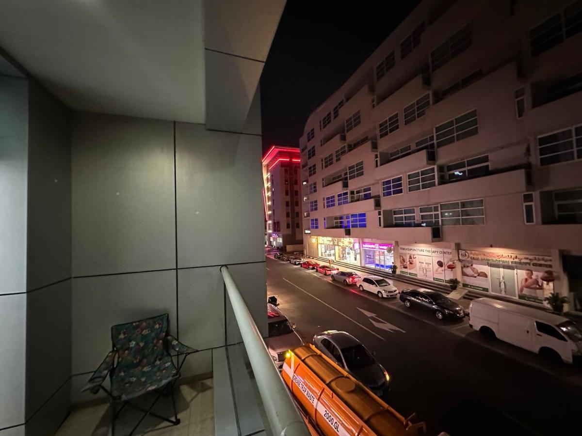 Partition 3 Mins To Mashreq Metro * Dubai