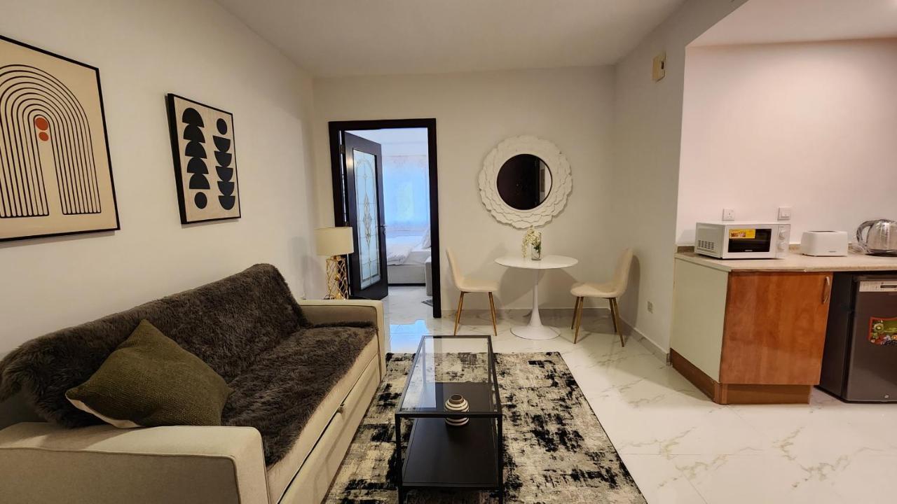 Stunning New With Amazing Views In Jlt Appartement