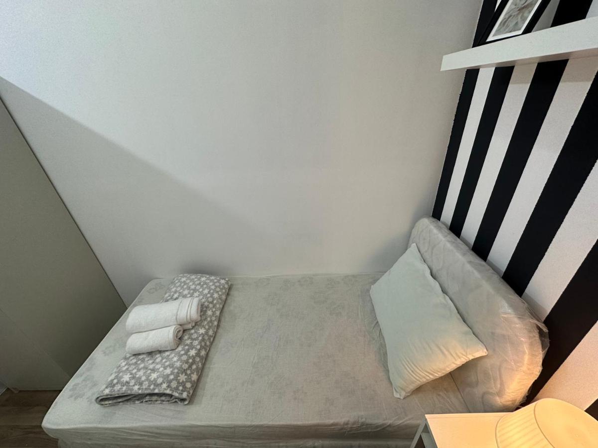 Beautiful Partition Strip In Barsha Heights * Dubái