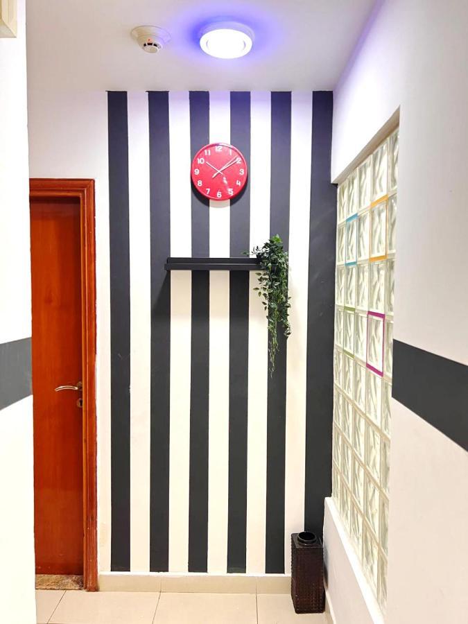 Beautiful Partition Strip In Barsha Heights * Dubái