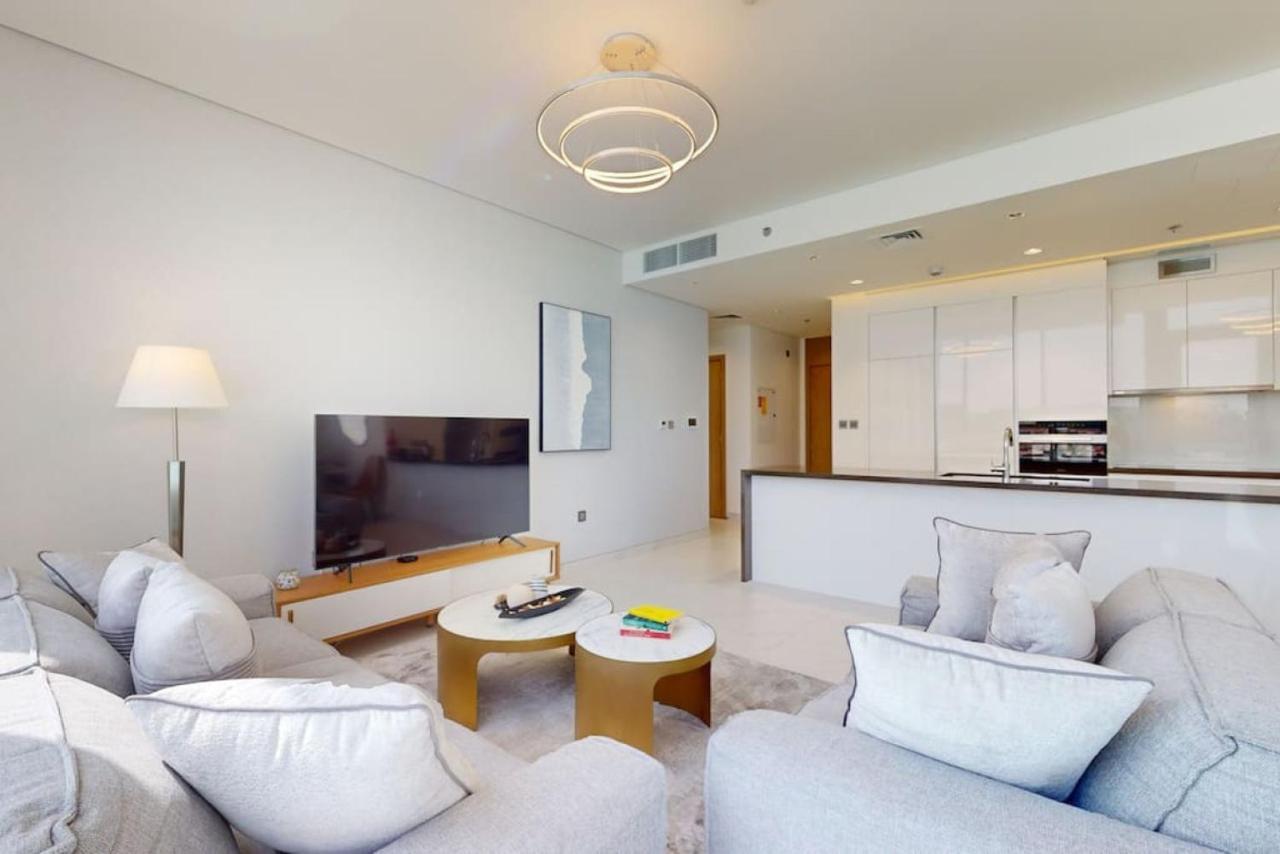 21 - Idyllic Two Bedroom Dubai