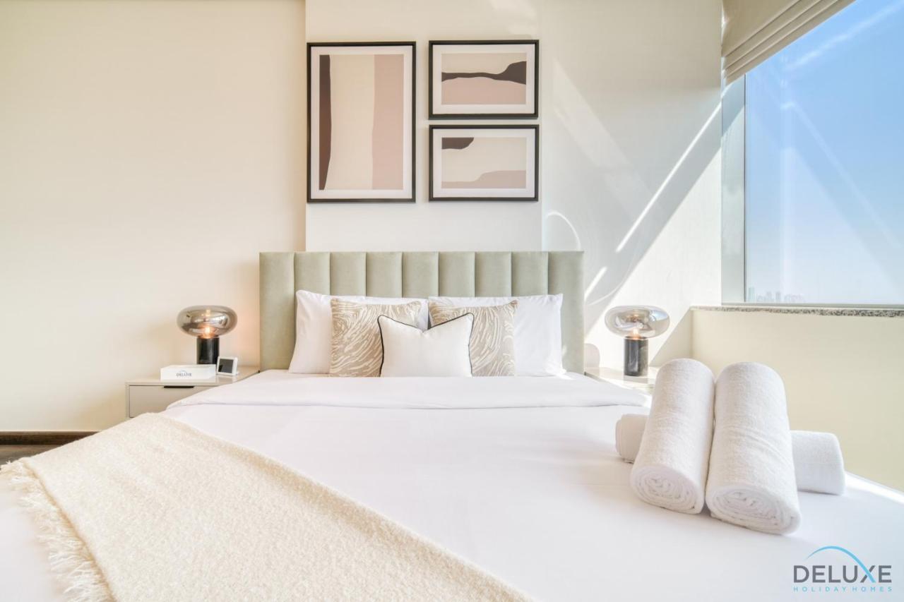 Amazing 2br At Sky Gardens Difc By Deluxe Homes *