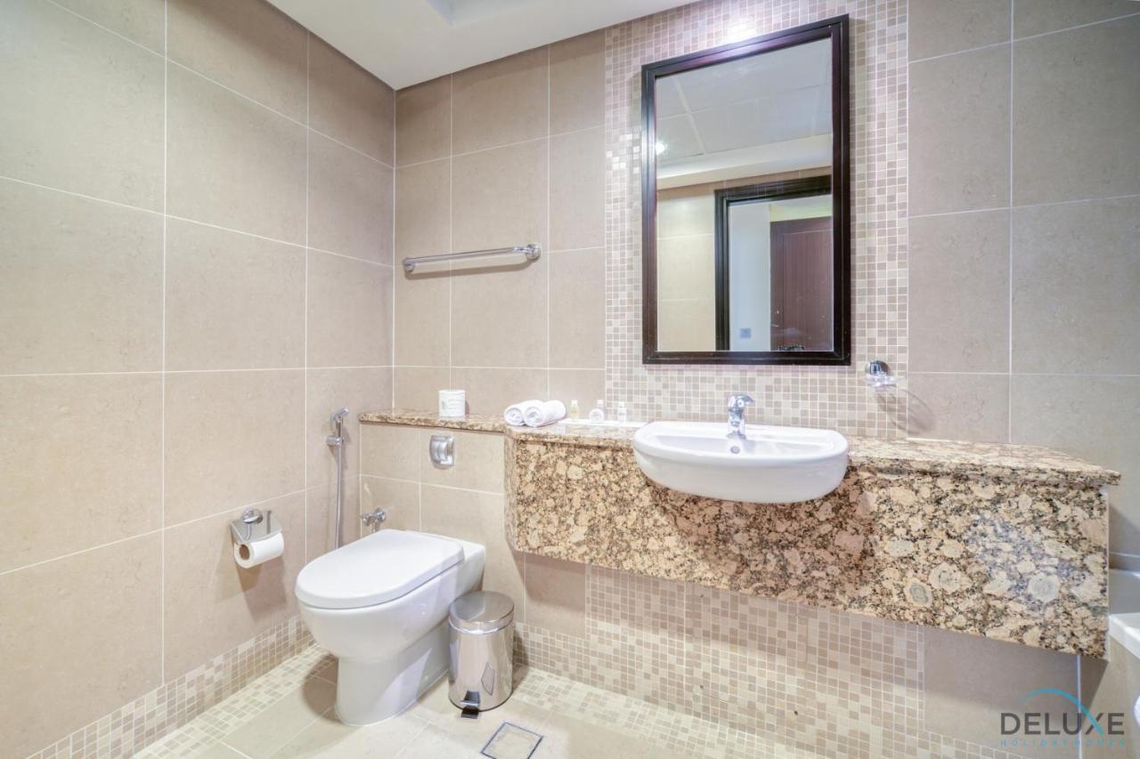 Amazing 2br At Sky Gardens Difc By Deluxe Homes