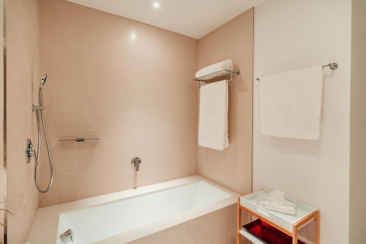 Vida Marina & Yacht Club , And Residences , Luxurious 2br Lägenhet