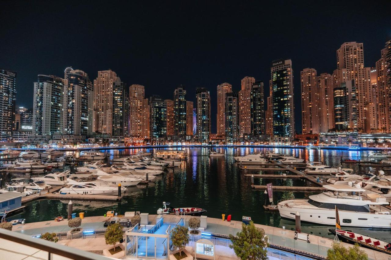 Vida Marina & Yacht Club , And Residences , Luxurious 2br Lägenhet