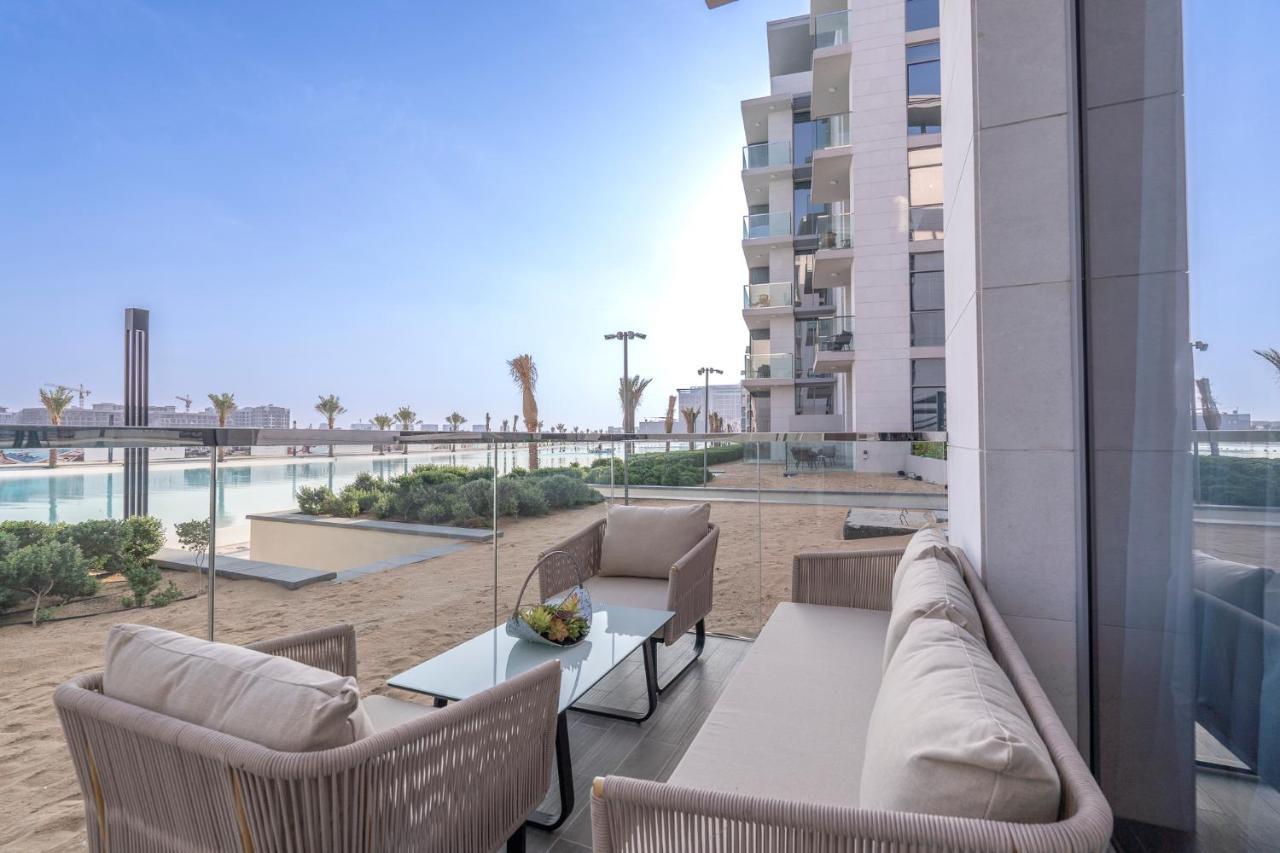 Crystal Water Lagoon Living In District One Apartamento Dubái