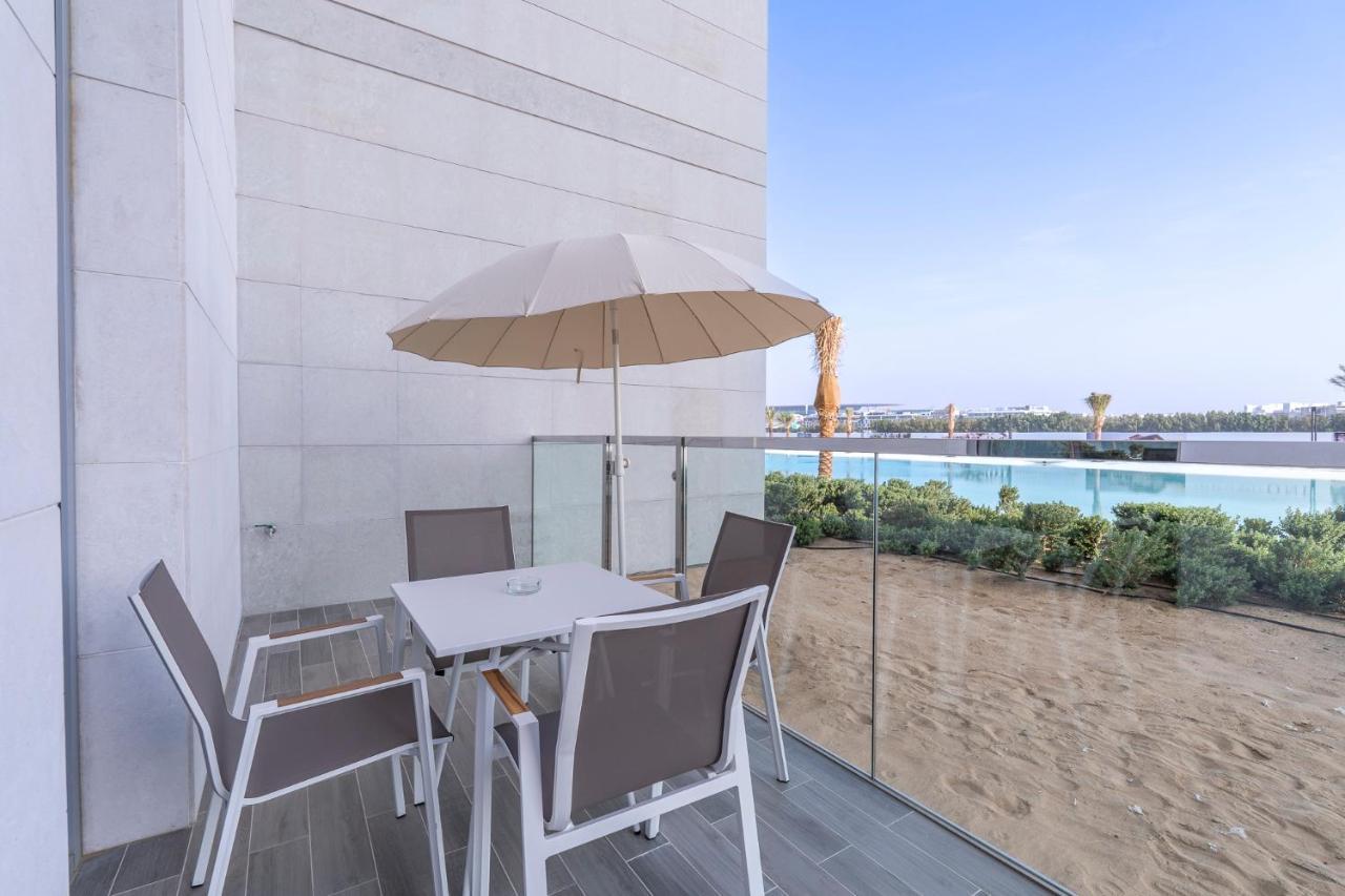 Crystal Water Lagoon Living In District One