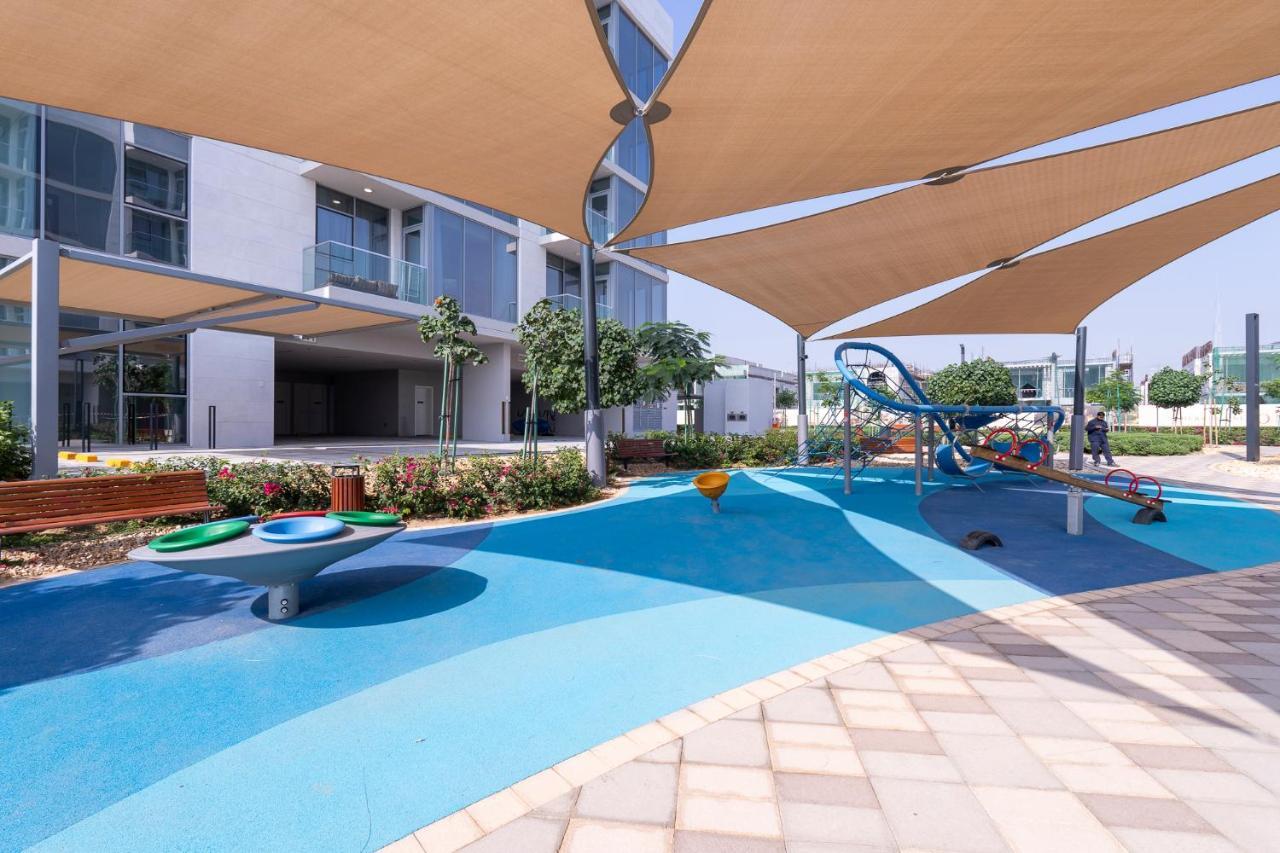 Crystal Water Lagoon Living In District One Apartamento Dubái