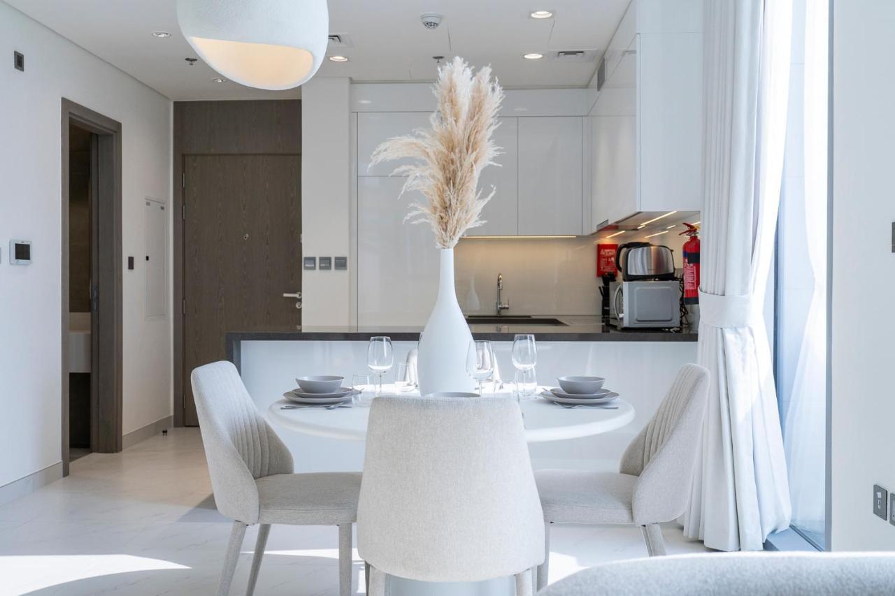 Apartamento Crystal Water Lagoon Living In District One