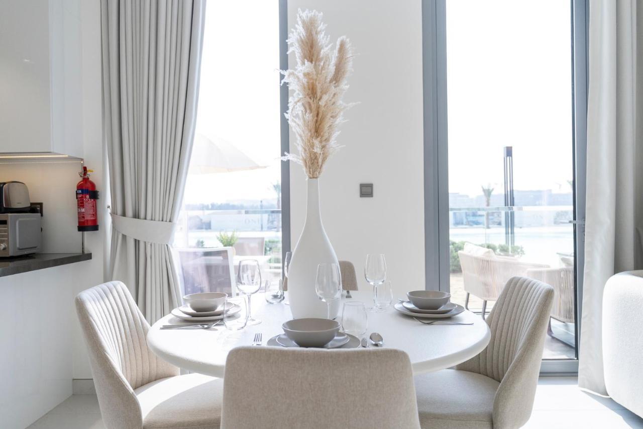 Apartamento Crystal Water Lagoon Living In District One *
