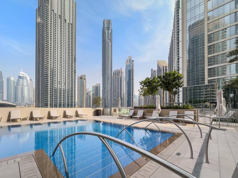 Apartment Lavish Tower 2br In The Heart Of Downtown