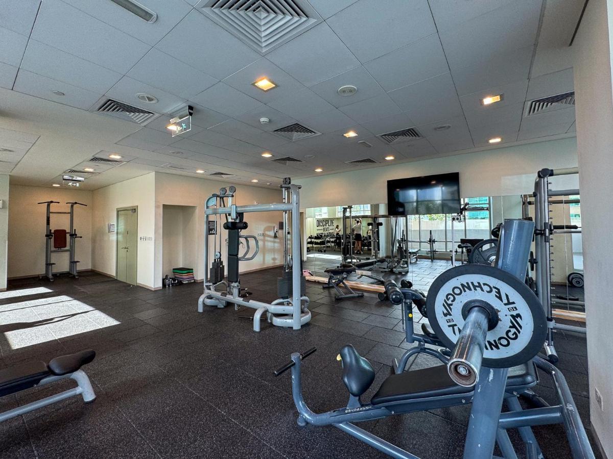 Wow! Beautiful 1br In Downtown - Close To Burj And Mall