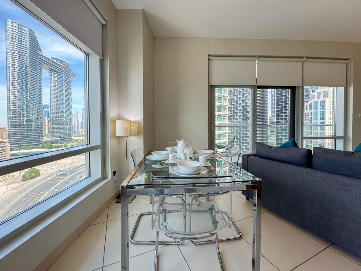 Wow! Beautiful 1br In Downtown - Close To Burj And Mall *