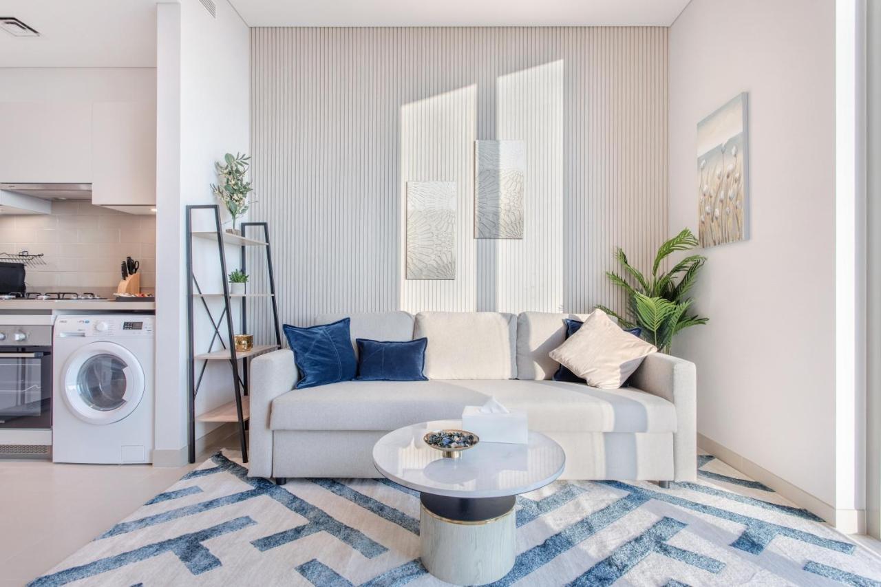 By Latinem Luxury 1br Cvr A413 Near Burj Khalifa