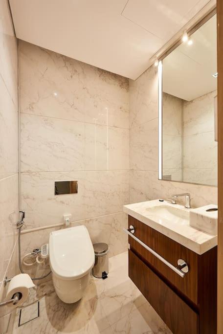 Skylight Two Bedroom Rp Heights Downton Appartement