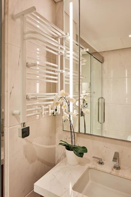 Skylight Two Bedroom Rp Heights Downton Dubaï