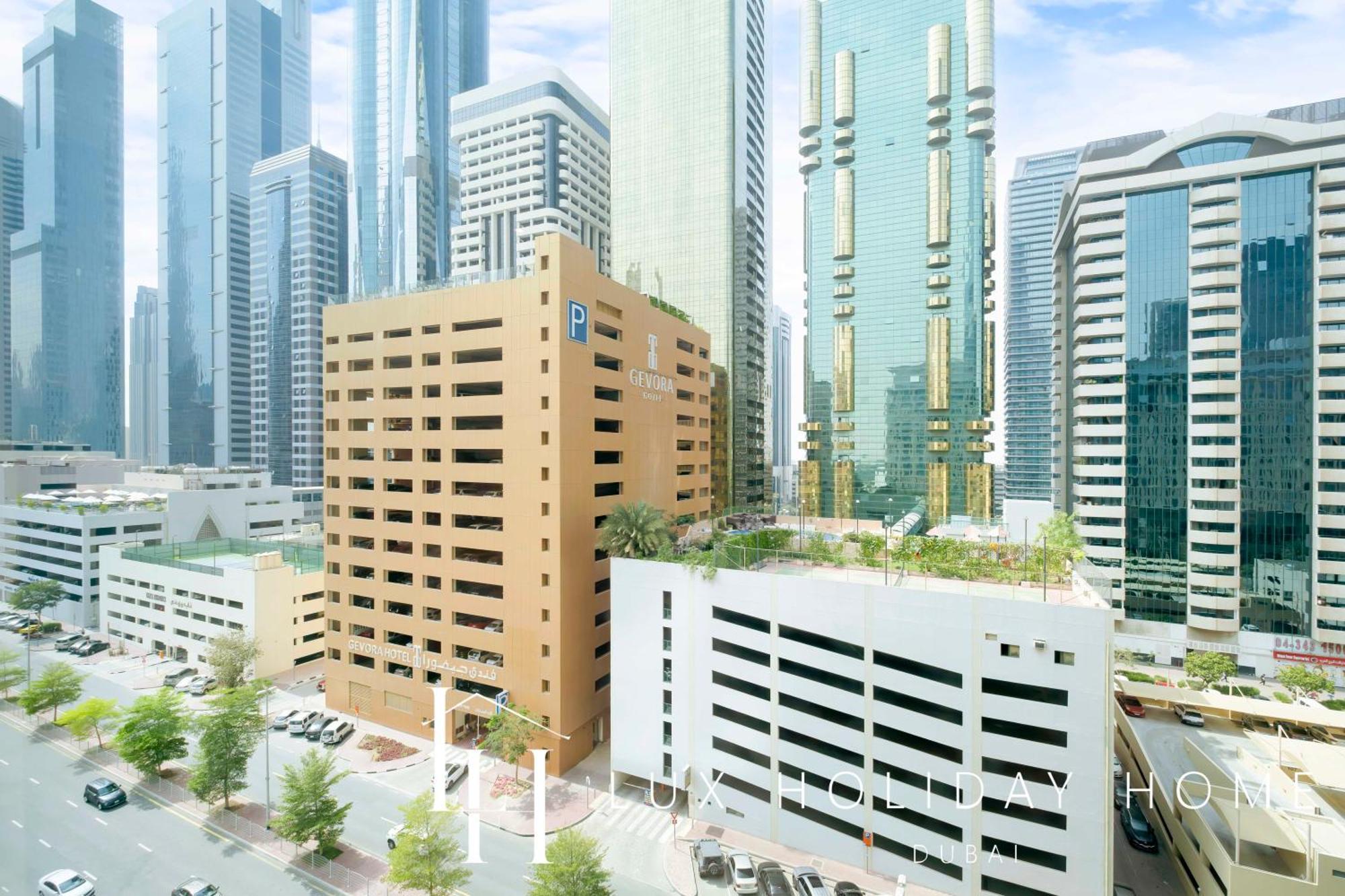 Lux The Elegant Difc *