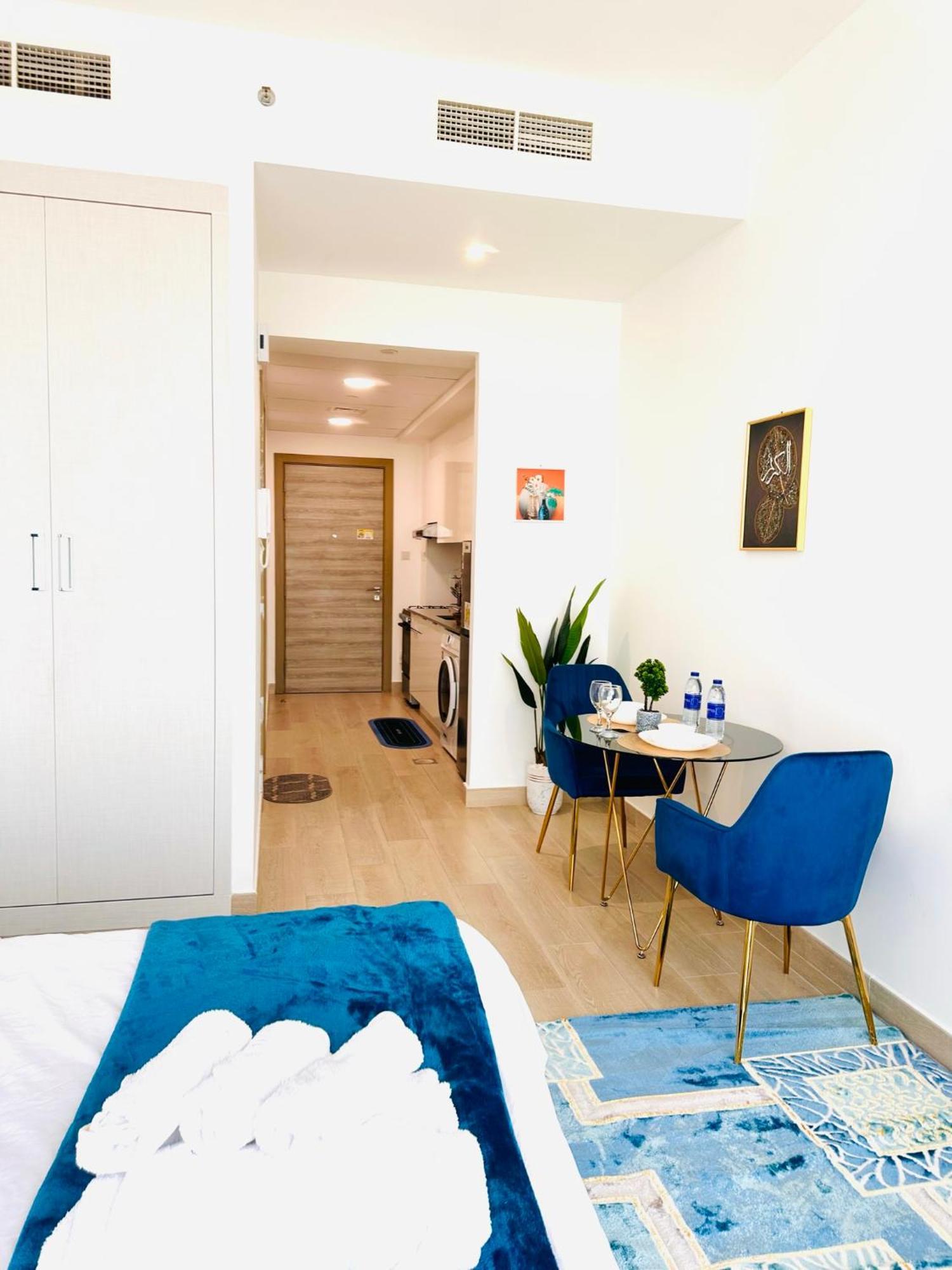 Appartement Luxurious & Modern In Jvc