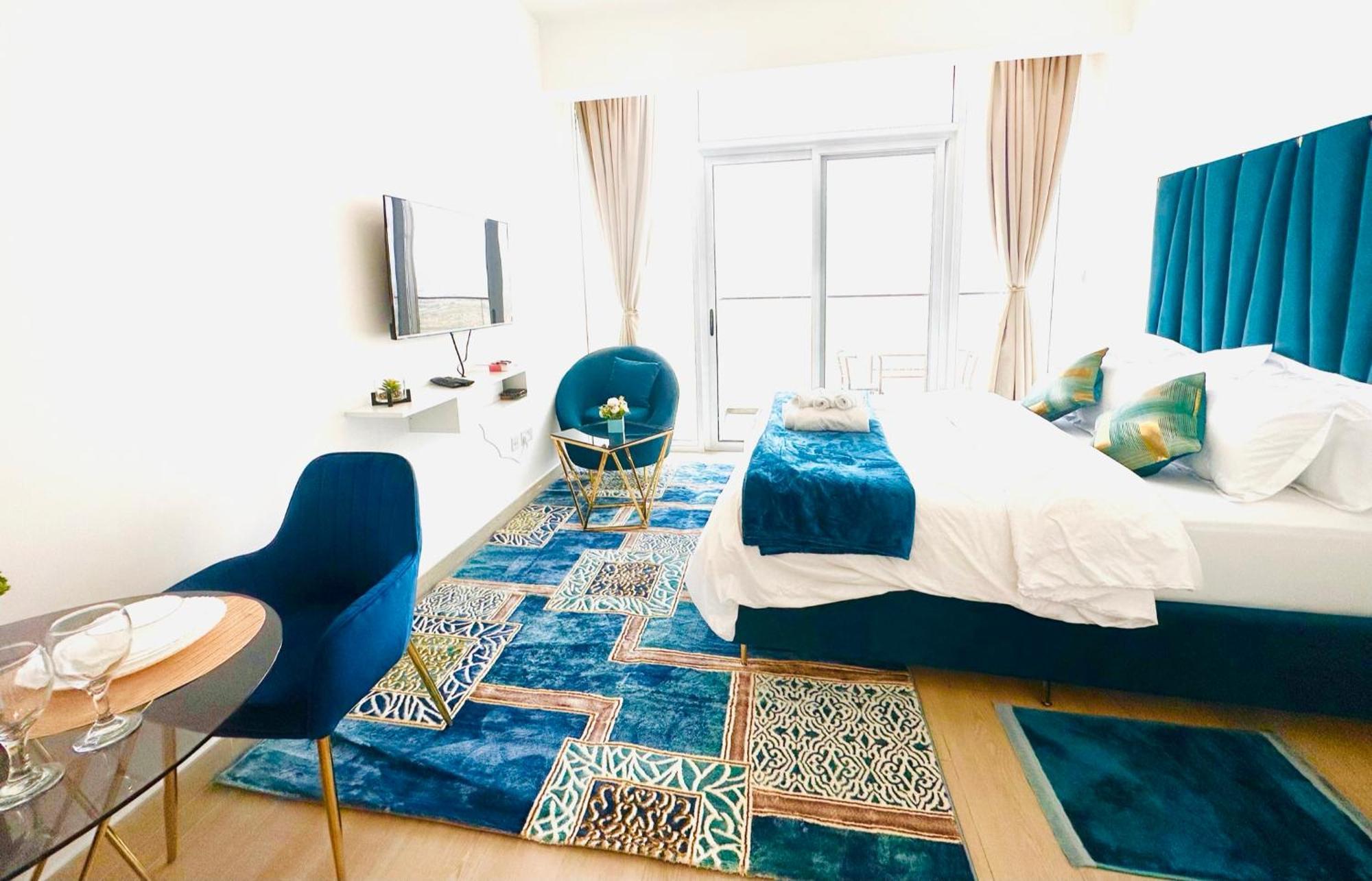 Appartement Luxurious & Modern In Jvc Dubaï