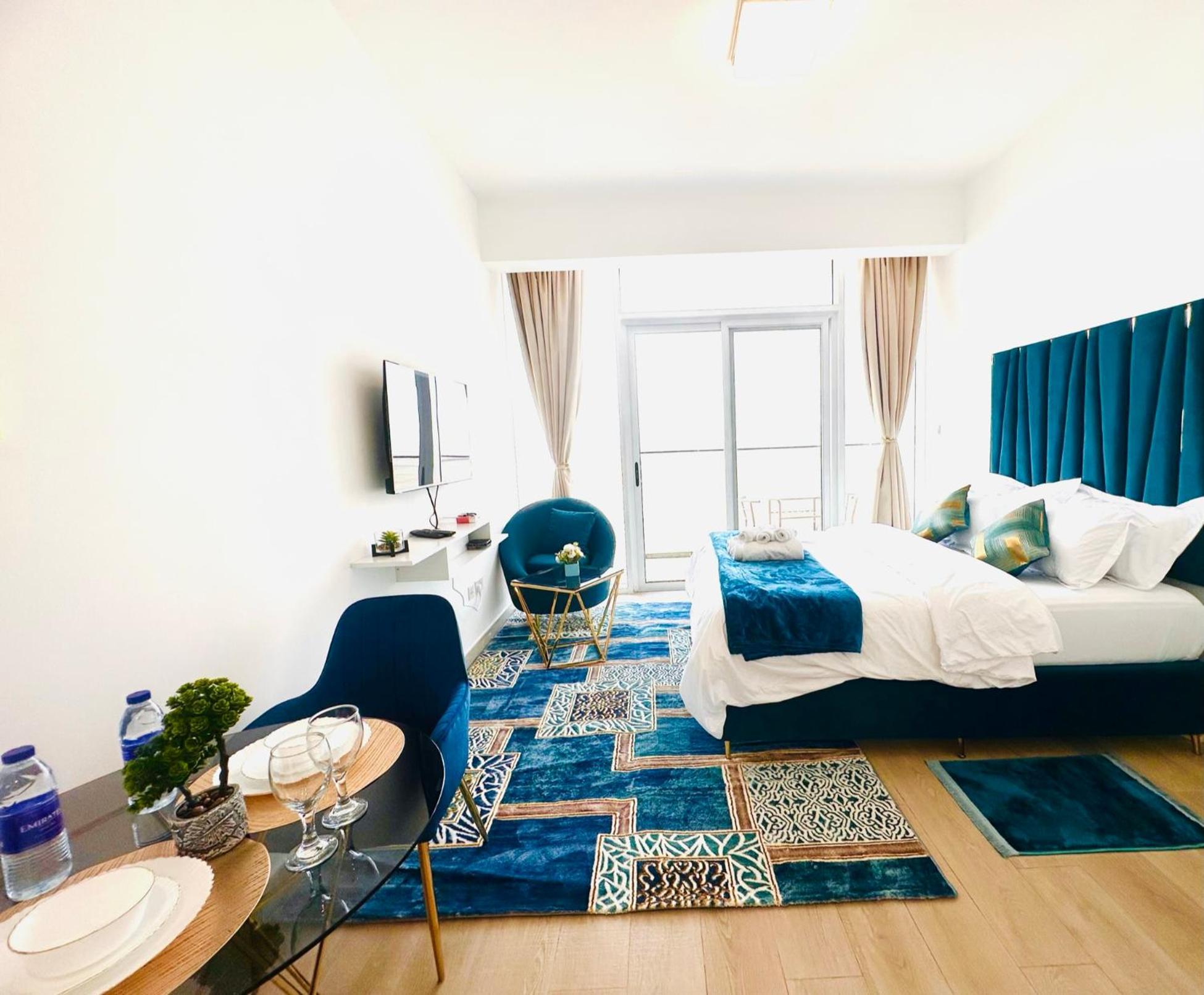 Appartement Luxurious & Modern In Jvc Dubaï