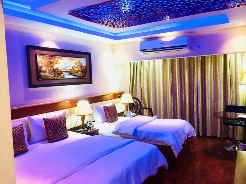 Hotell Trans World Dubai