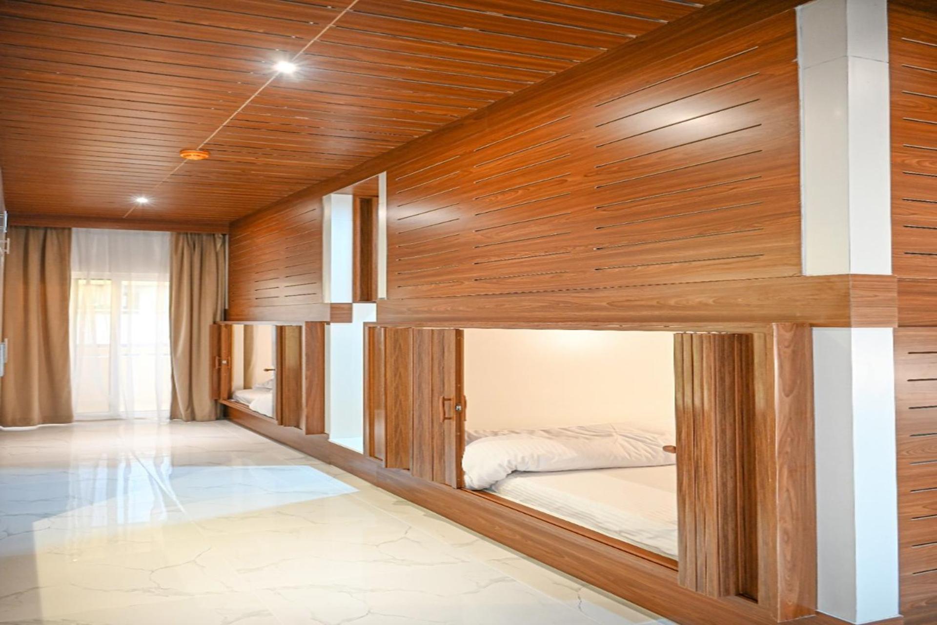 Kapselhotel Yoi Pod - Deira