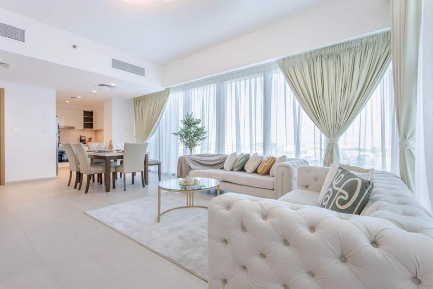 Lejlighed 3br Facing Mall 5 Min Walk To Burj Khalifa Dubai