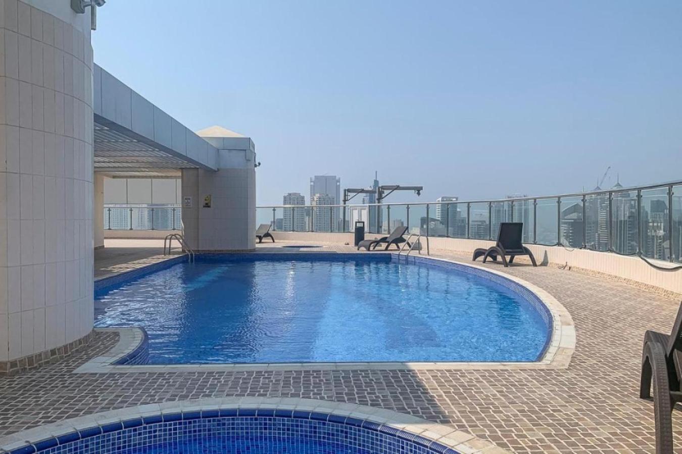 Spacious And Serene - - Jlt * Dubai