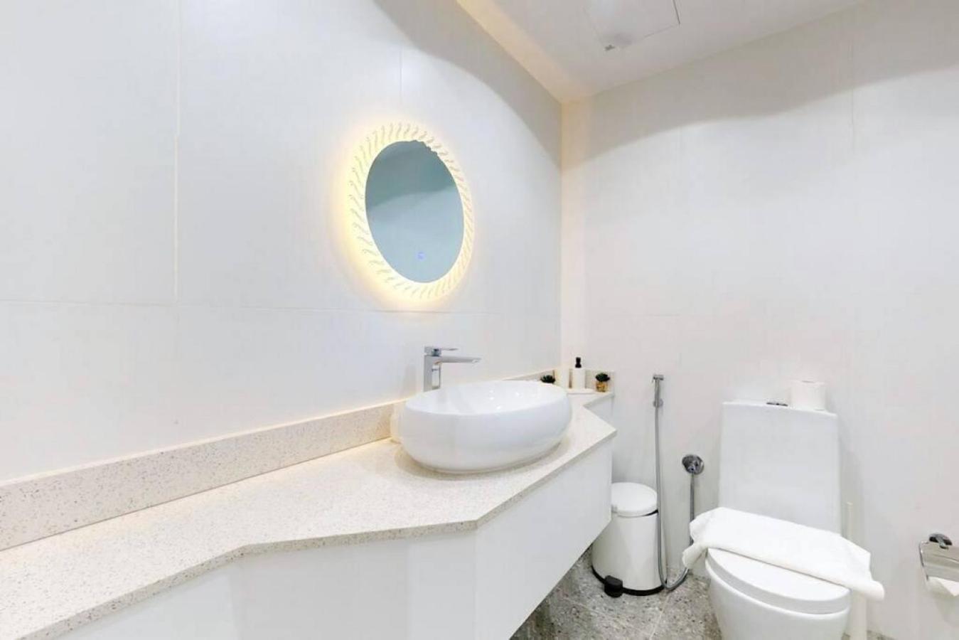 Spacious And Serene - - Jlt Apartment