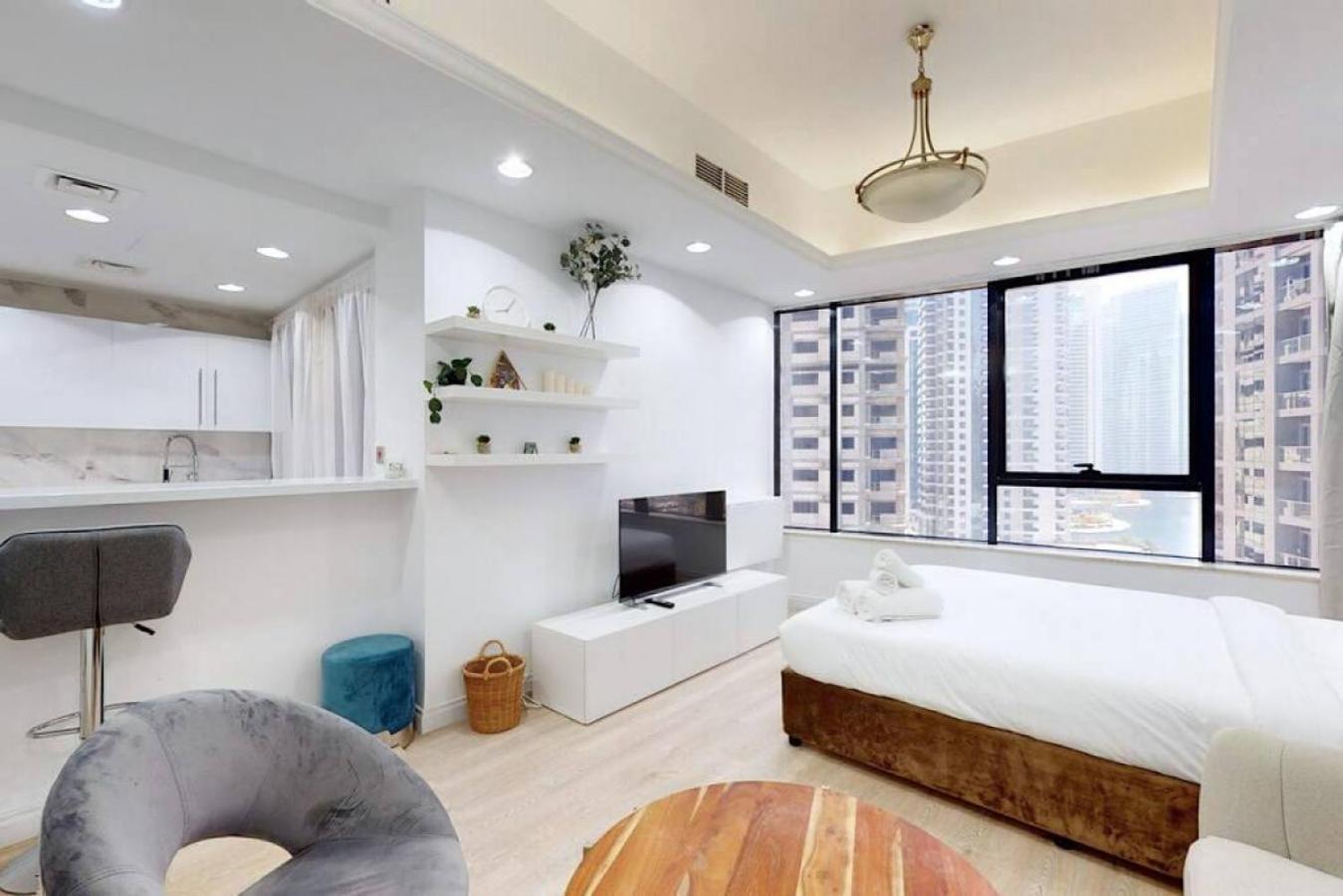 Spacious And Serene - - Jlt Apartment Dubai
