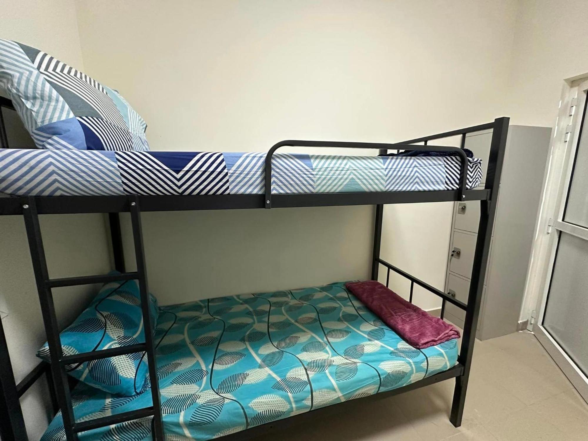 Palm 2024 Hostal