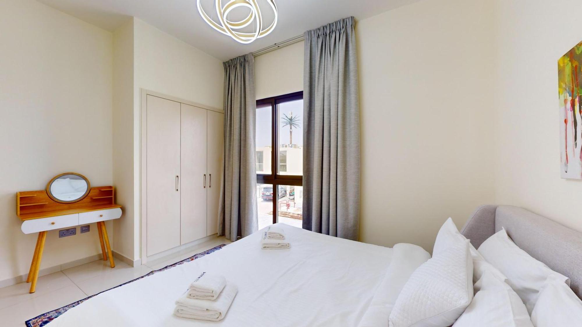 Pousada Primestay - Odora 3br Villa, Damac Hills 2 Dubai