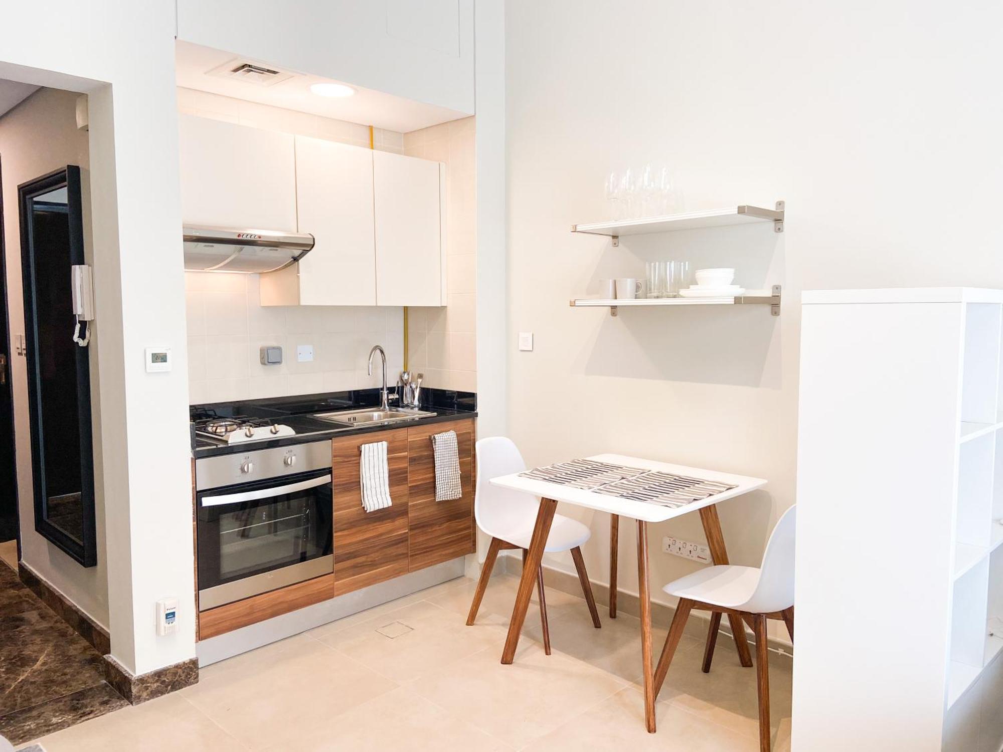 Chic And Contemporary At Sparkle Tower - 10ab6 Appartement Dubaï