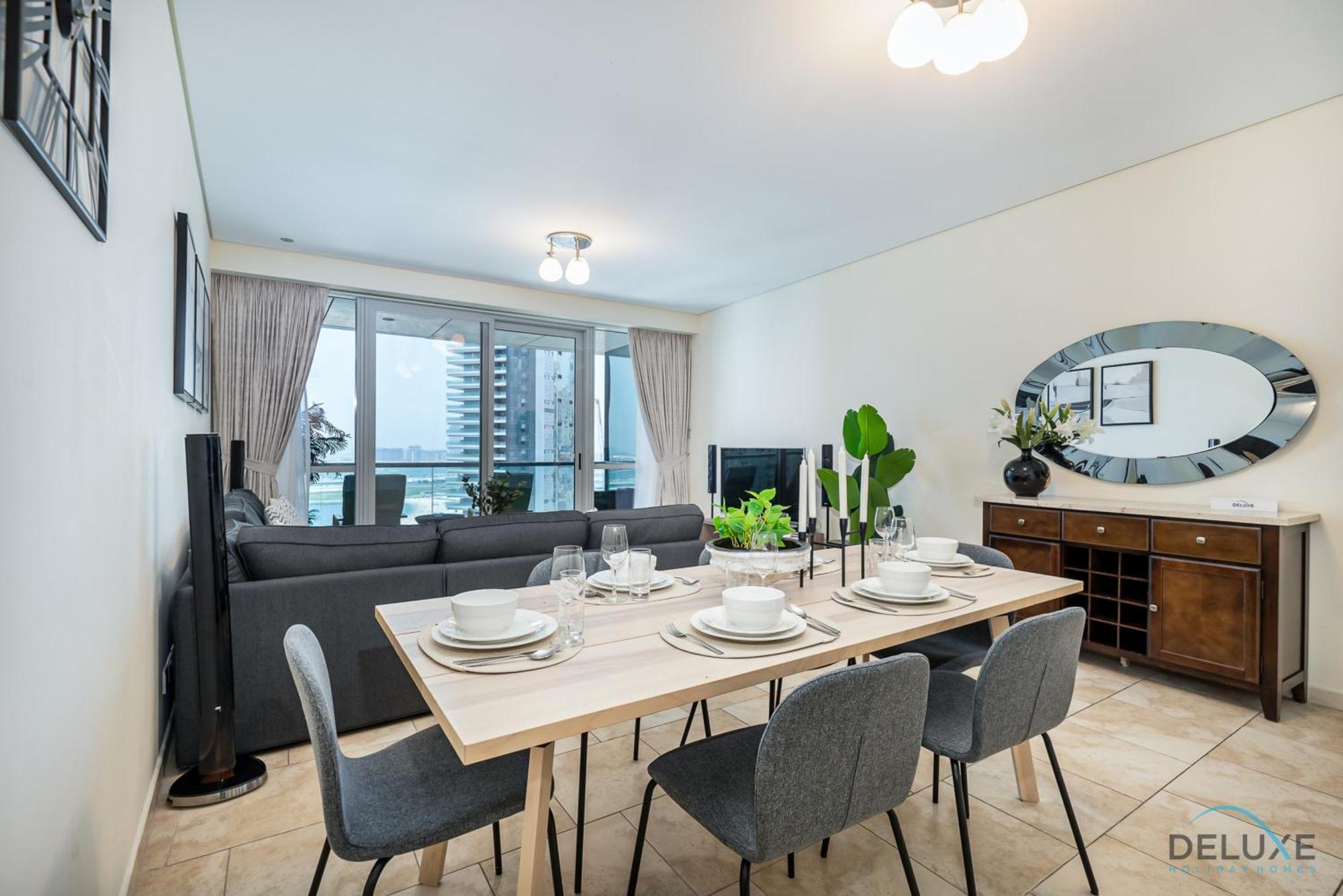 Appartement Sophisticated 3br W/ Assistant's At Al Fattan Marine Towers 2 Jbr By Deluxe Homes *