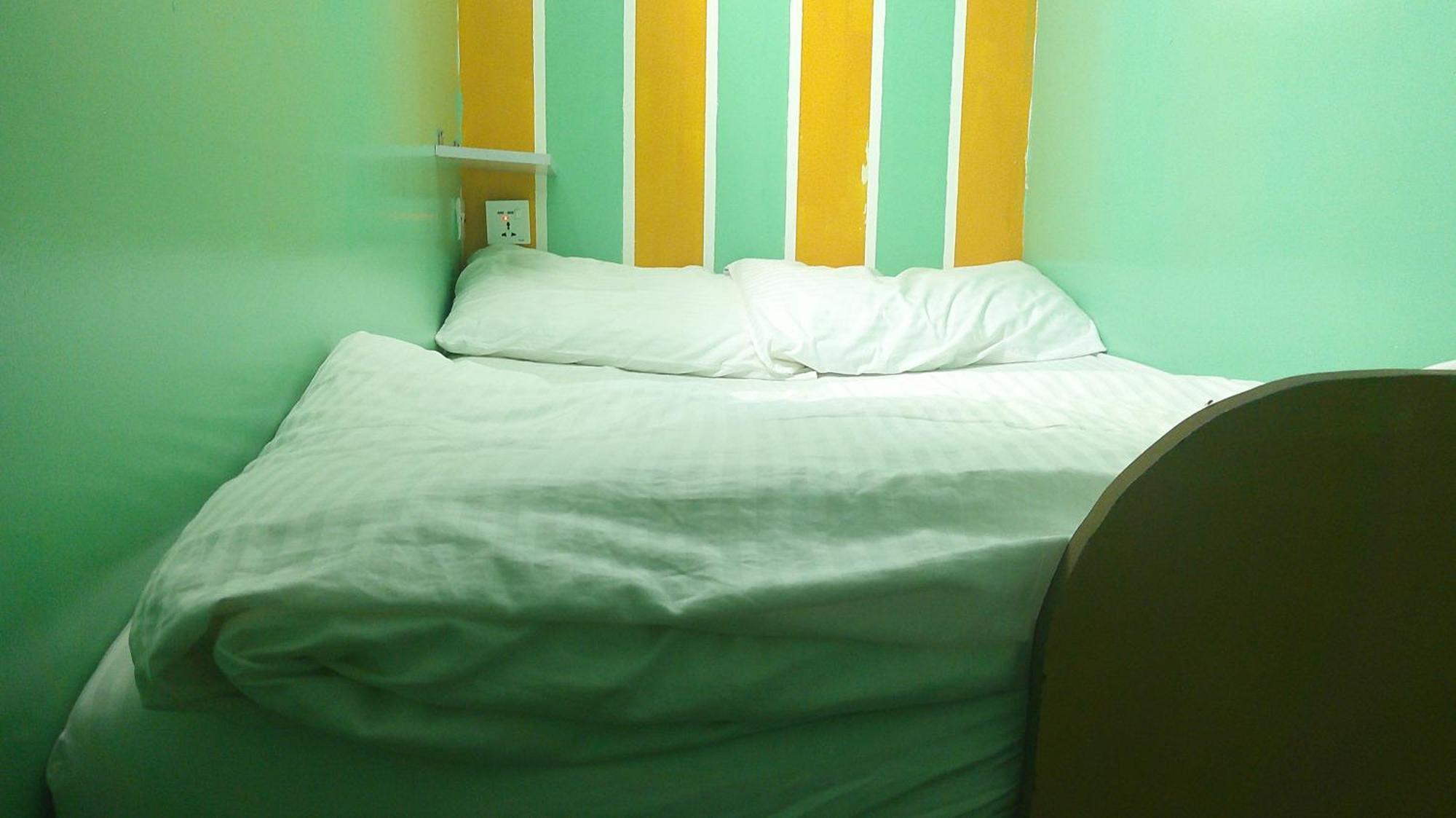 Ruby Star Loft Bed Partition G *