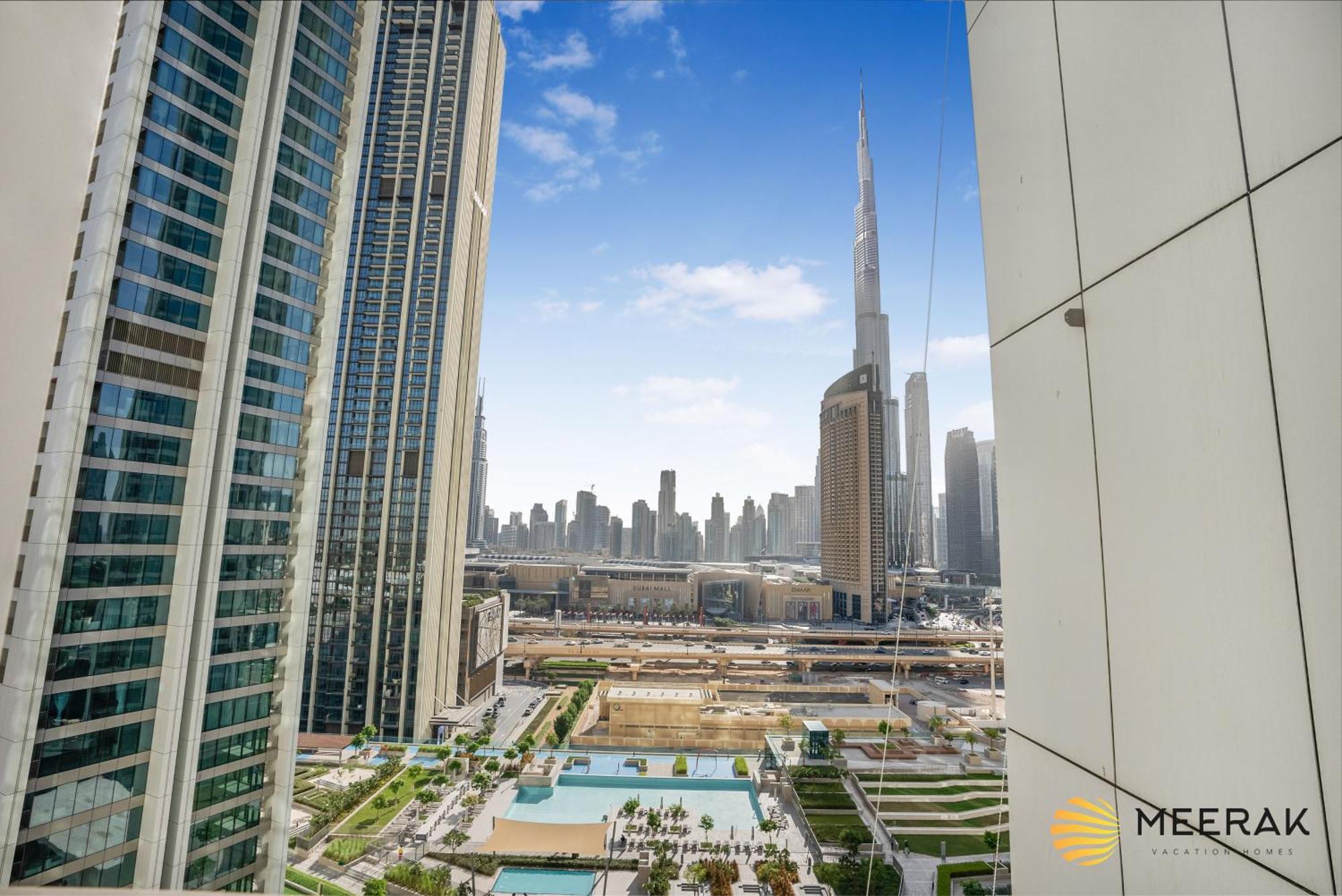 Meerak Homes - Burj Khalifa And Fountain View Downtown Elegance 2 Bed , Free Wifi, Parking, Gym And Pool Dubaï