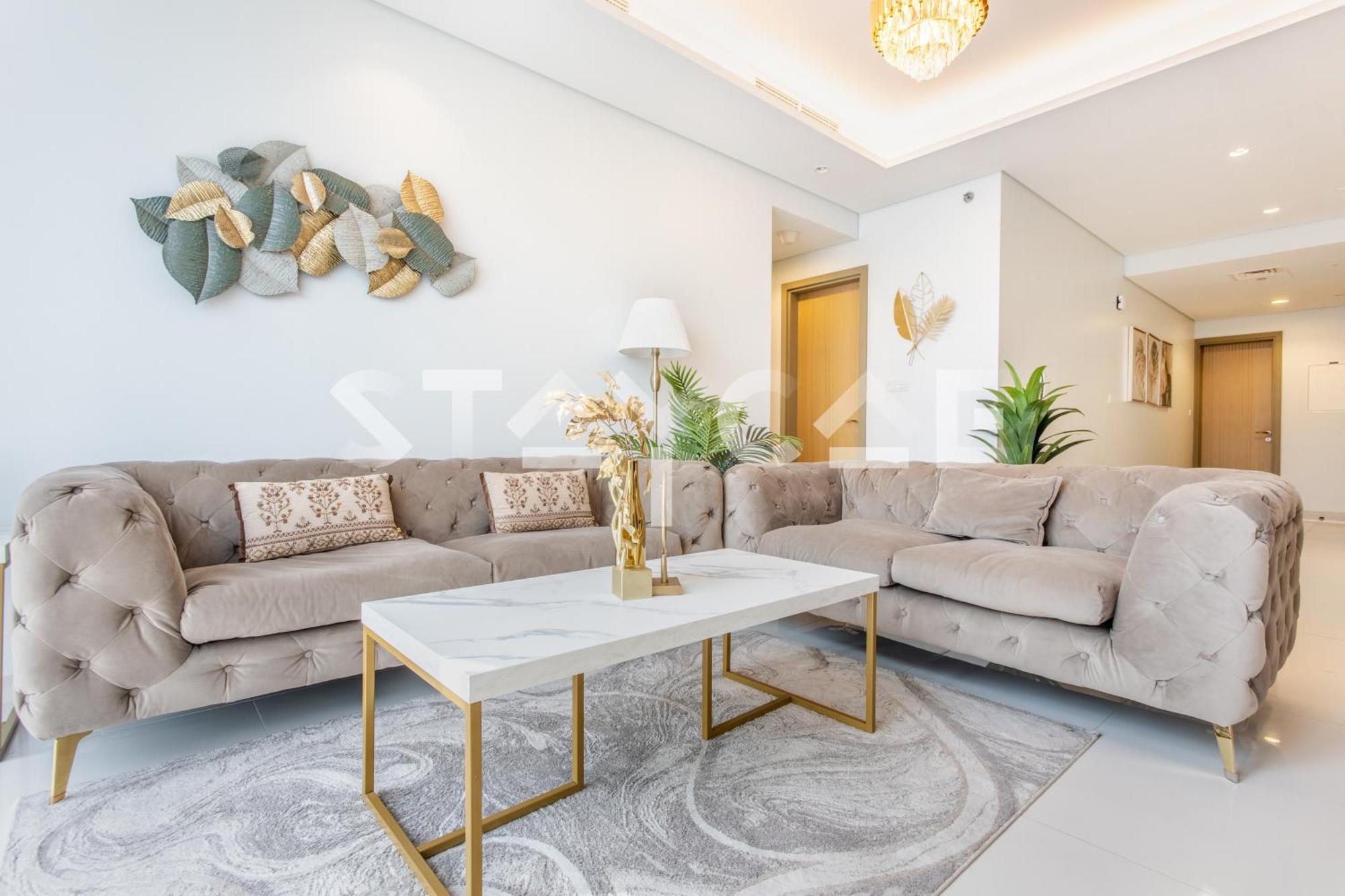 Staycae Homes - Paramount Midtown Appartement